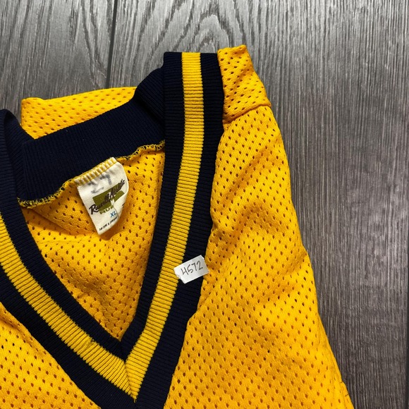 Vintage 1970s Russell Athletics Jersey Mendocino California Jersey T Shirt XL - Picture 10 of 10